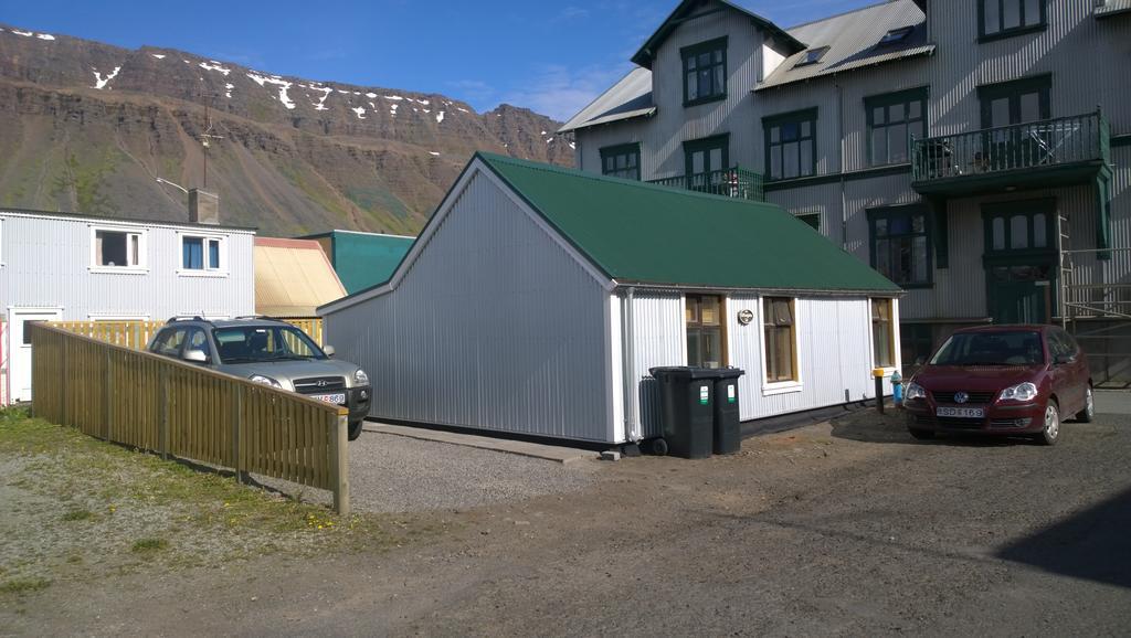 Comfortable Bungalow Ísafjörður الغرفة الصورة